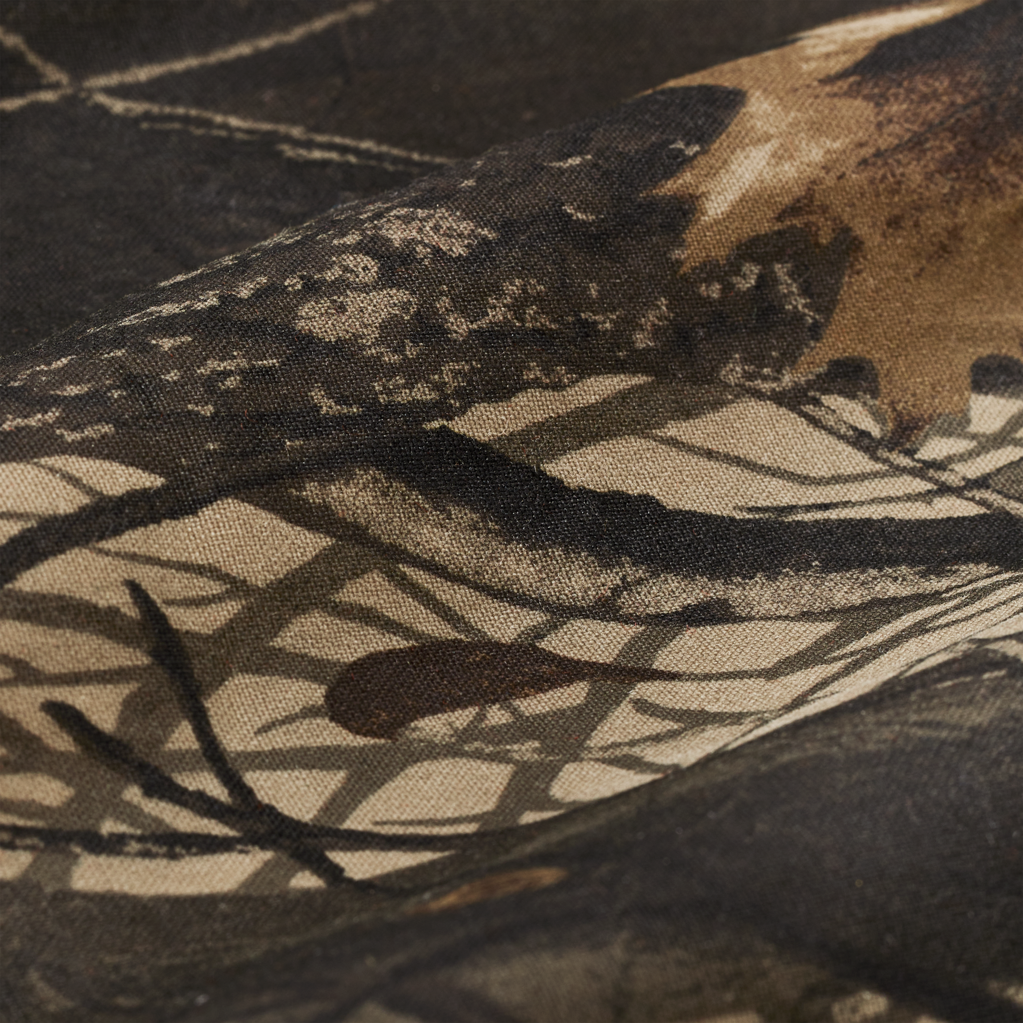 Oil Tin Cloth Vest - Realtree Hardwoods Camo - Image 4